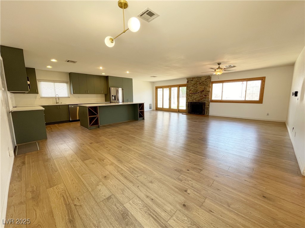 3548 Silver Bend Avenue Property Photo 2