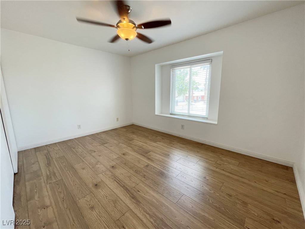 3548 Silver Bend Avenue Property Photo 15