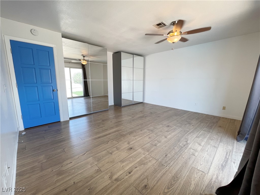 3548 Silver Bend Avenue Property Photo 25