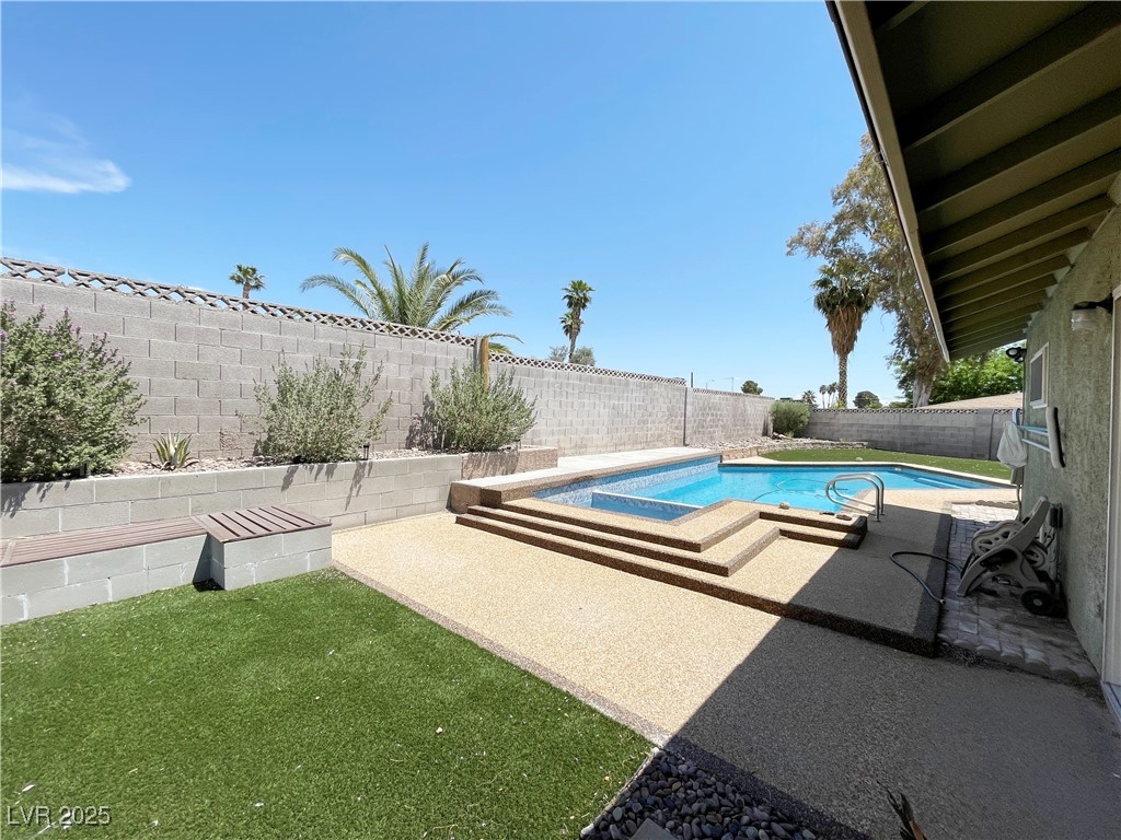 3548 Silver Bend Avenue Property Photo 31