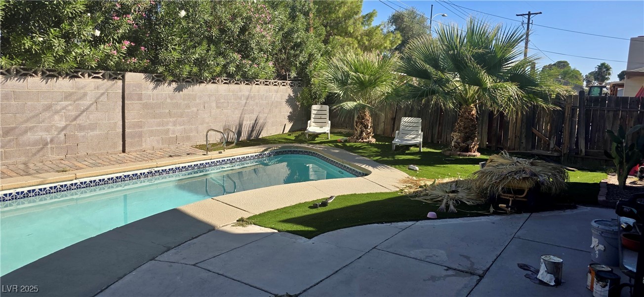 1304 Melissa Street Property Photo 6