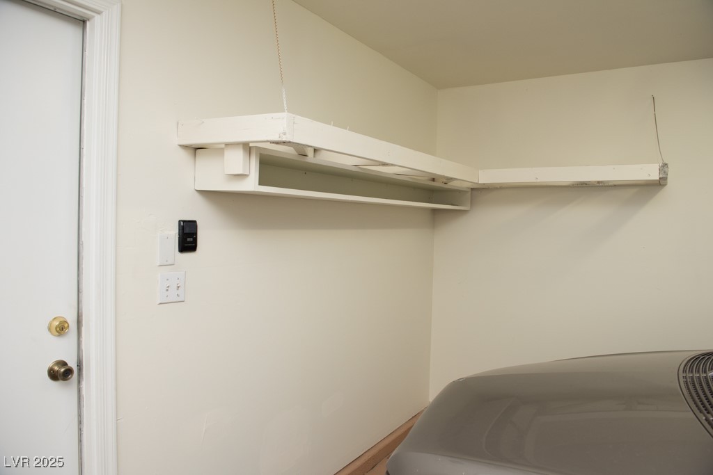 6984 Wineberry Drive Property Photo 34