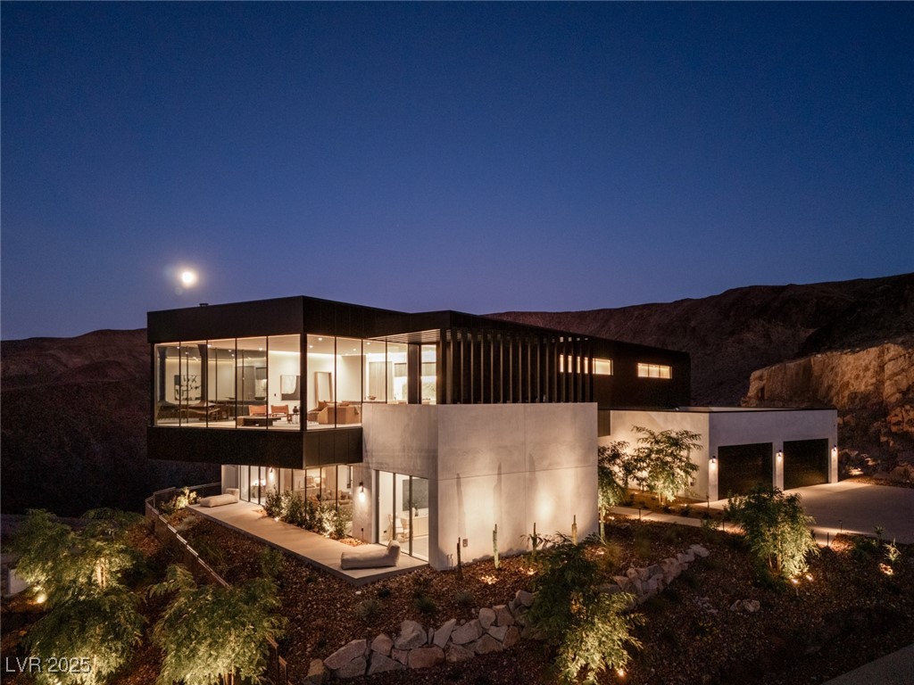 11 Chisel Crest Court Property Photo 1