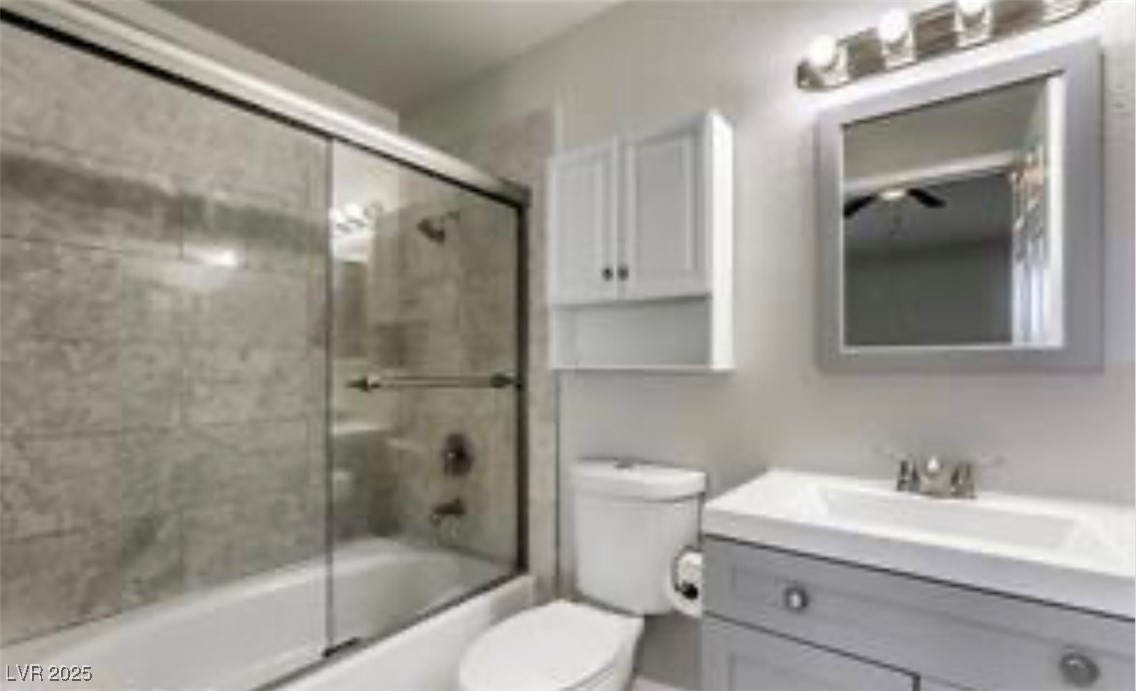 390 Rosado Springs Street Property Photo 14