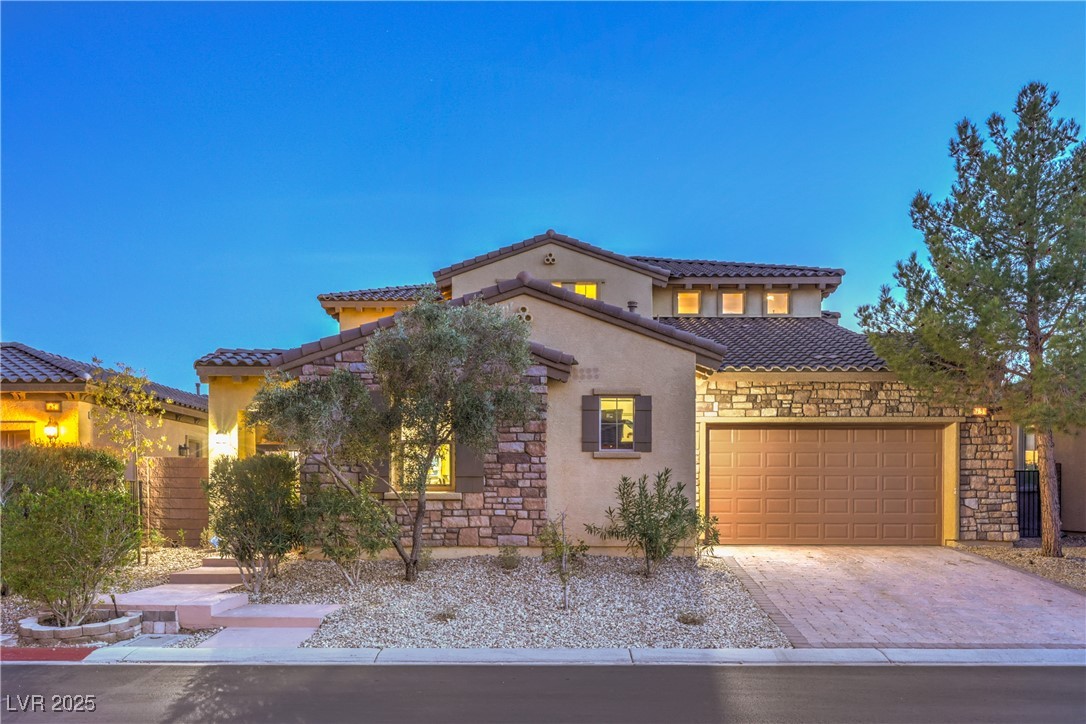 79 Rezzonico Drive Property Photo 13
