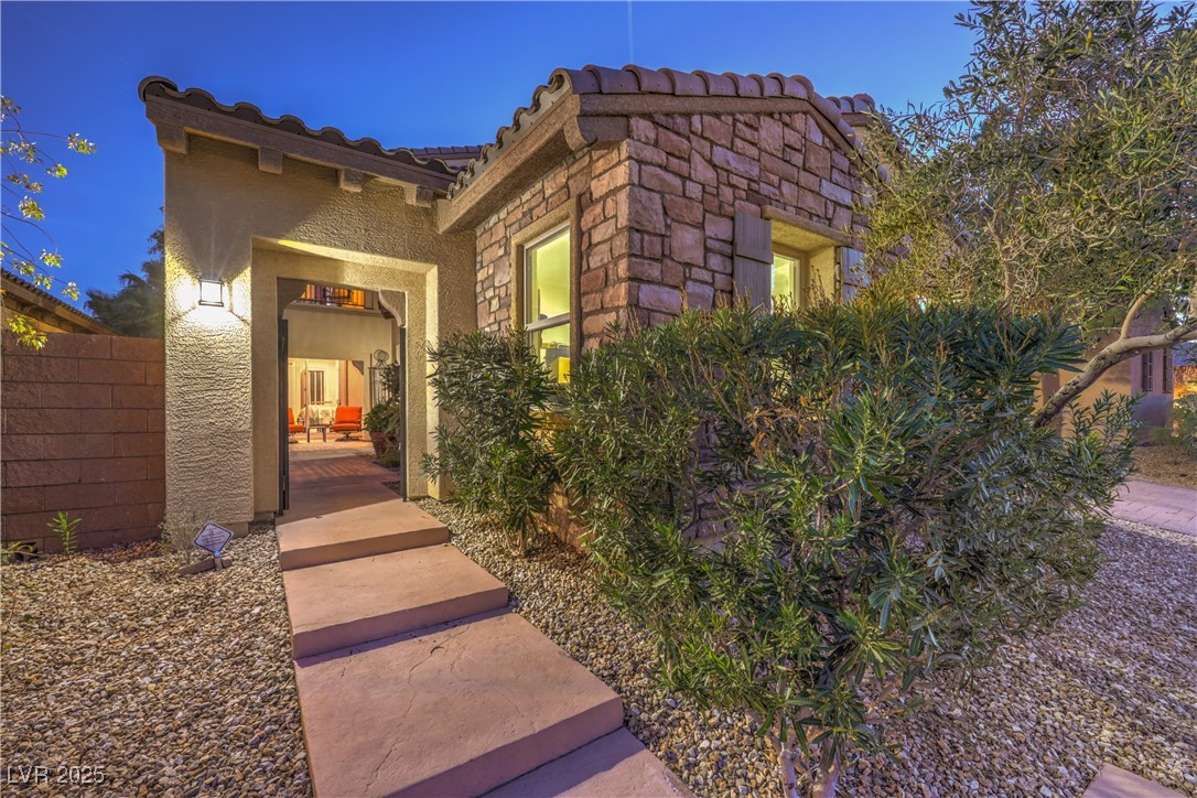 79 Rezzonico Drive Property Photo 14