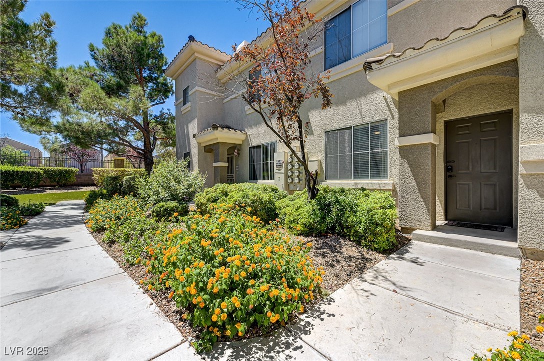 9050 West Warm Springs Road 1164 Property Photo 1