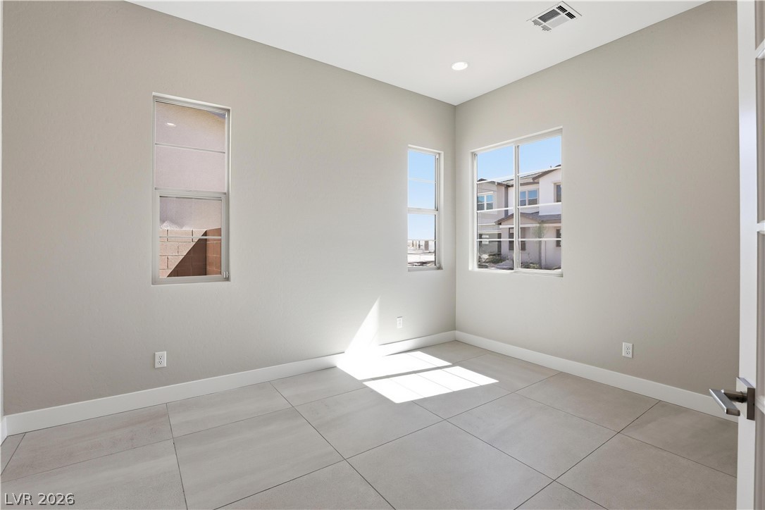 97 Vernalis Avenue Property Photo 31