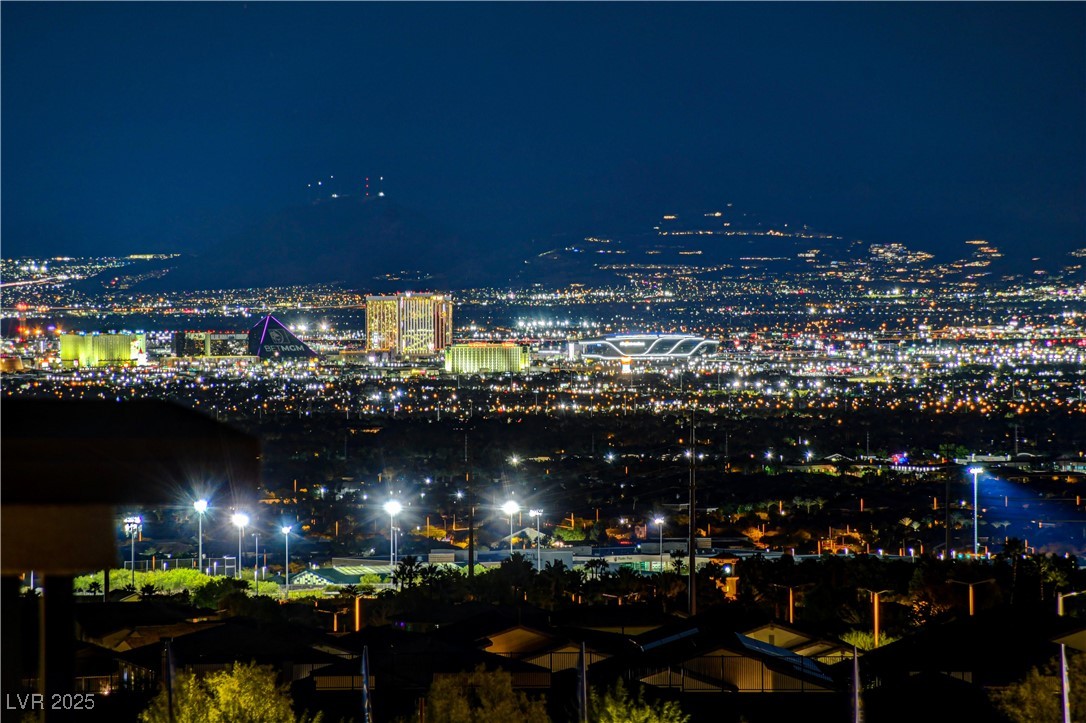 12039 Rockview Point Street Property Photo 6