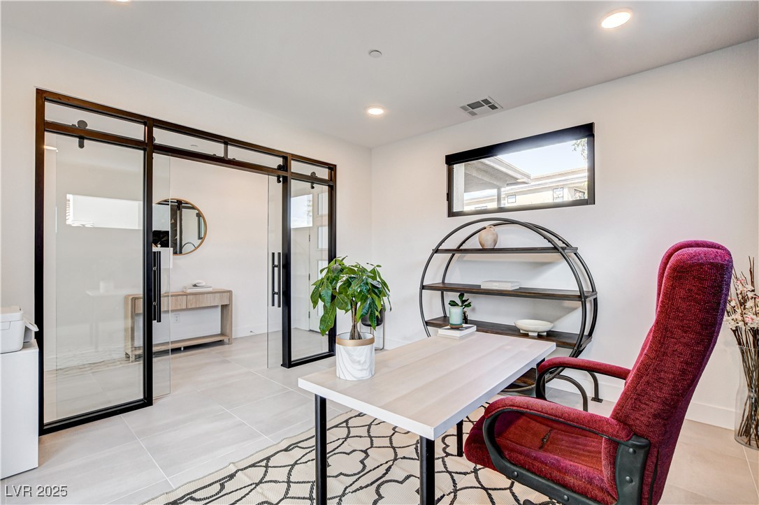 12039 Rockview Point Street Property Photo 10