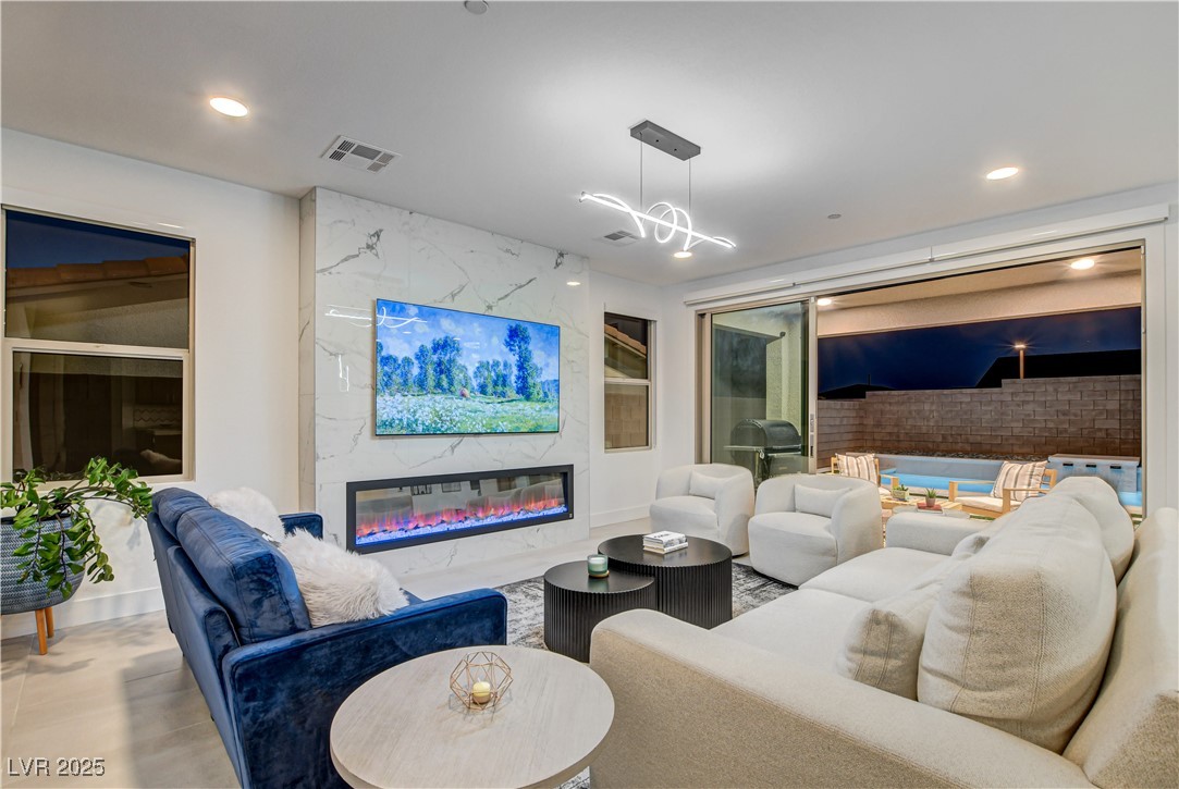 12039 Rockview Point Street Property Photo 14