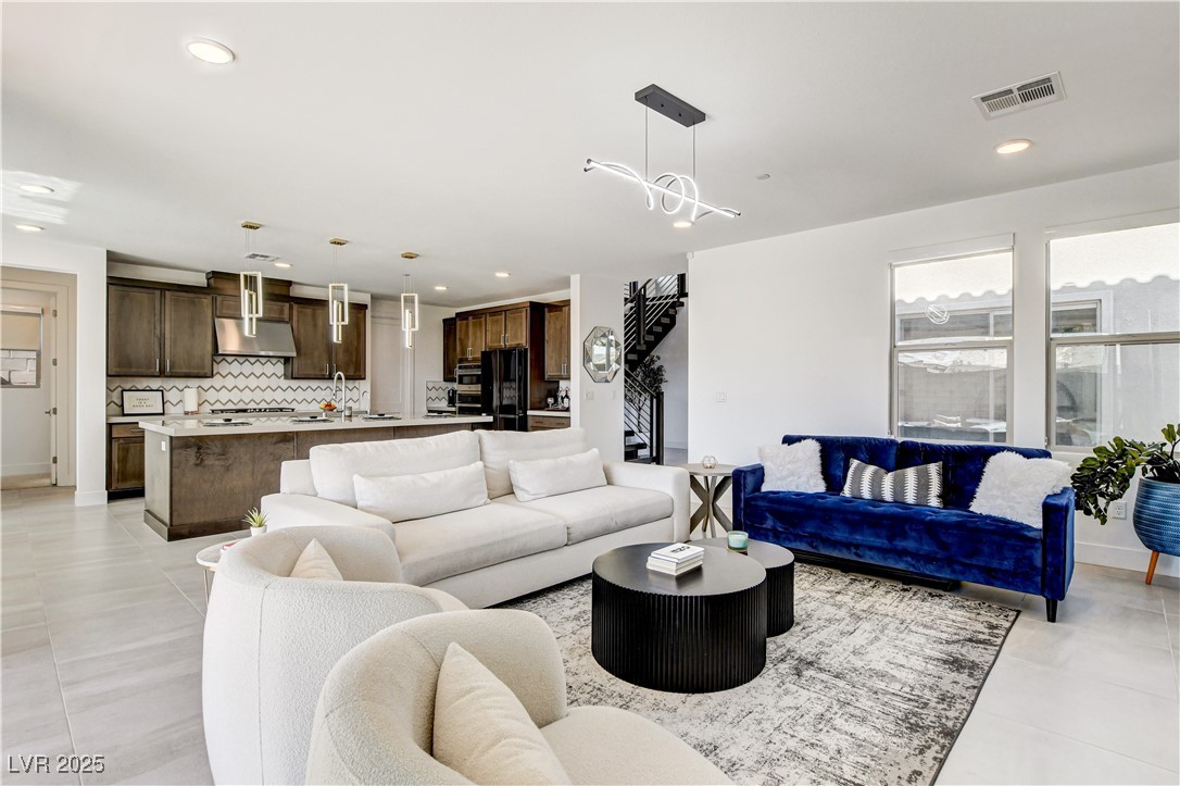 12039 Rockview Point Street Property Photo 17