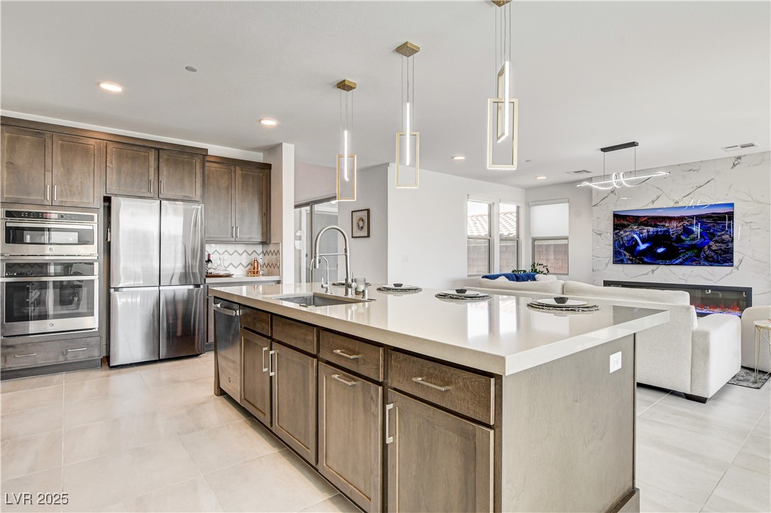 12039 Rockview Point Street Property Photo 21