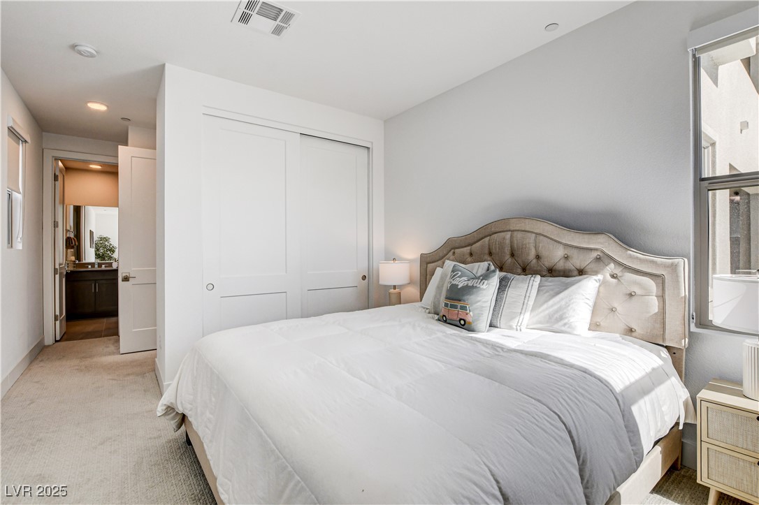 12039 Rockview Point Street Property Photo 26