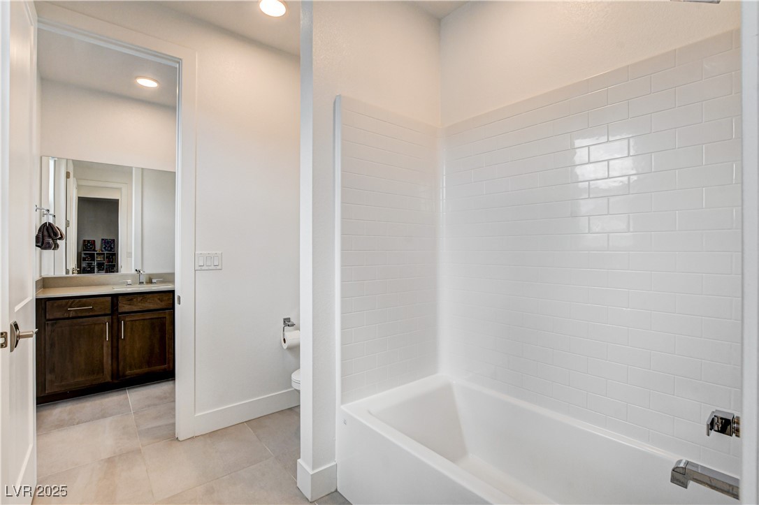 12039 Rockview Point Street Property Photo 59