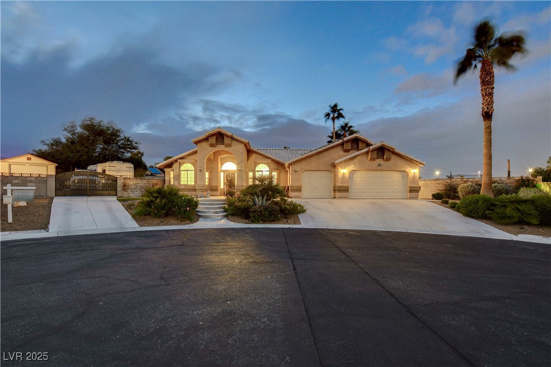 8888 Steven Chase Court Property Photo 1