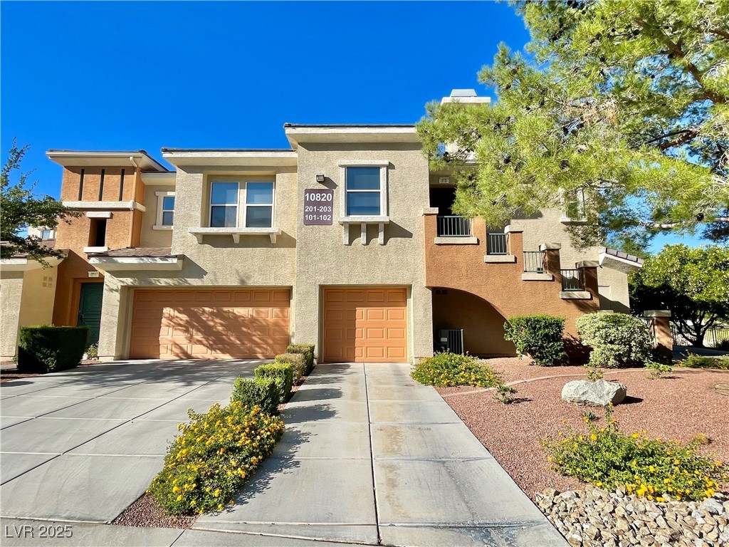 10820 Amber Ridge Drive 102 Property Photo 1