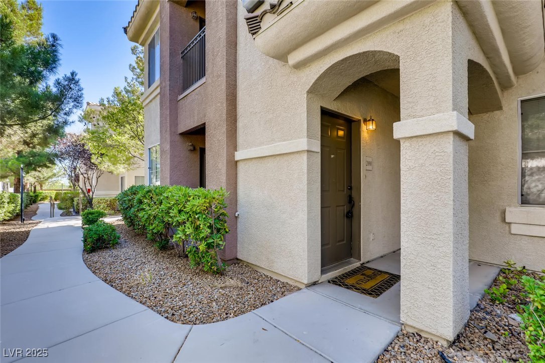 9050 Warm Springs Road 2098 Property Photo 3