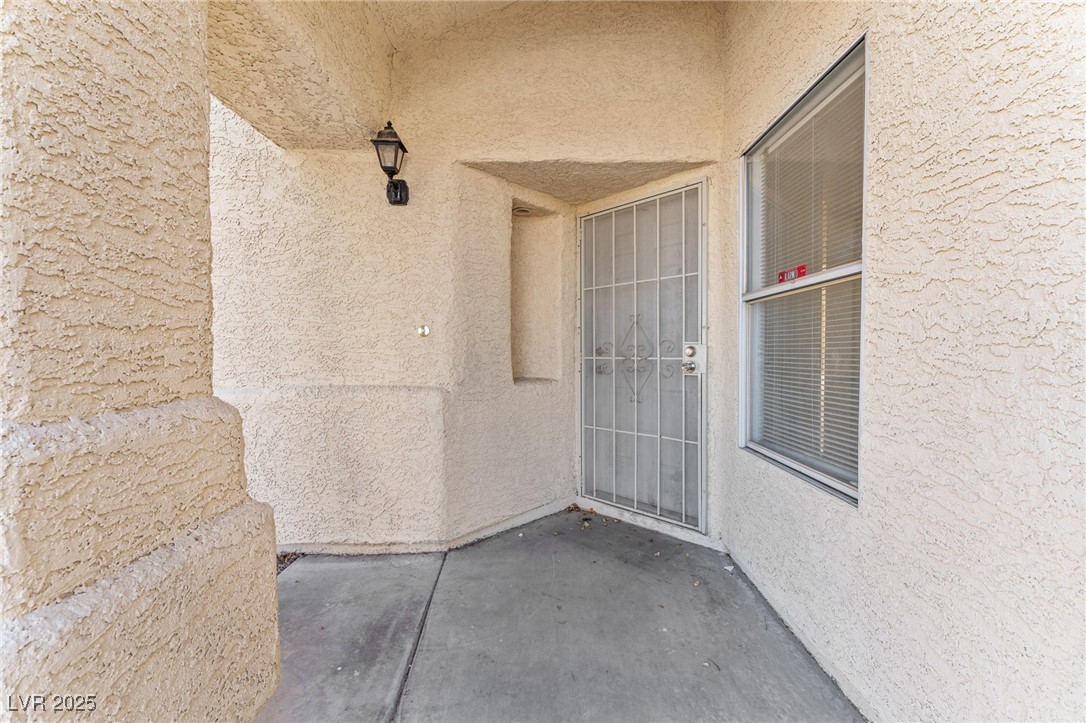 6673 Silver Penny Avenue Property Photo 3