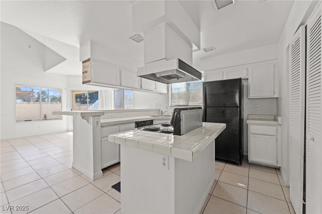 6673 Silver Penny Avenue Property Photo 6