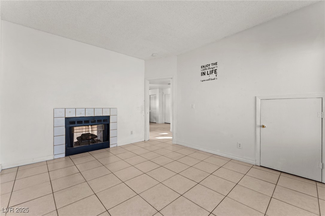 6673 Silver Penny Avenue Property Photo 11