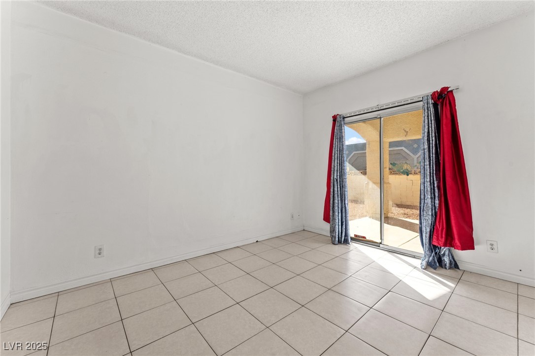 6673 Silver Penny Avenue Property Photo 14