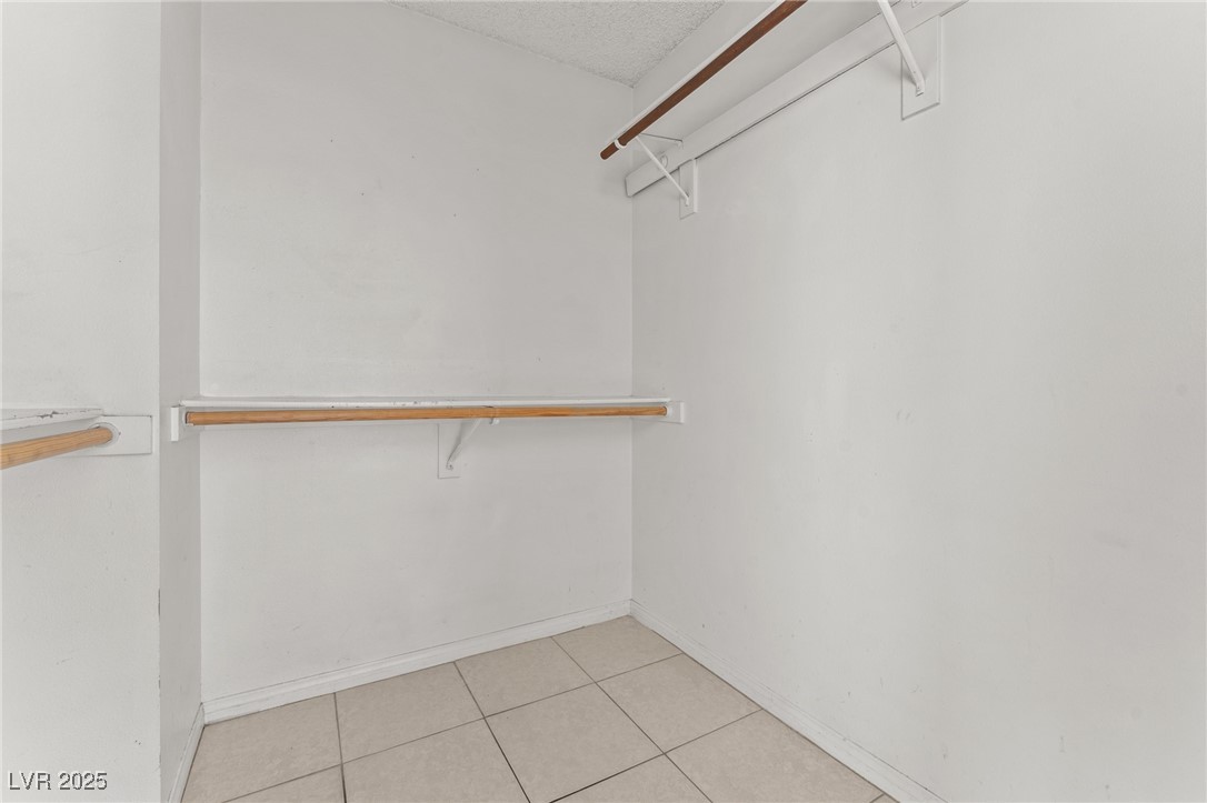 6673 Silver Penny Avenue Property Photo 25