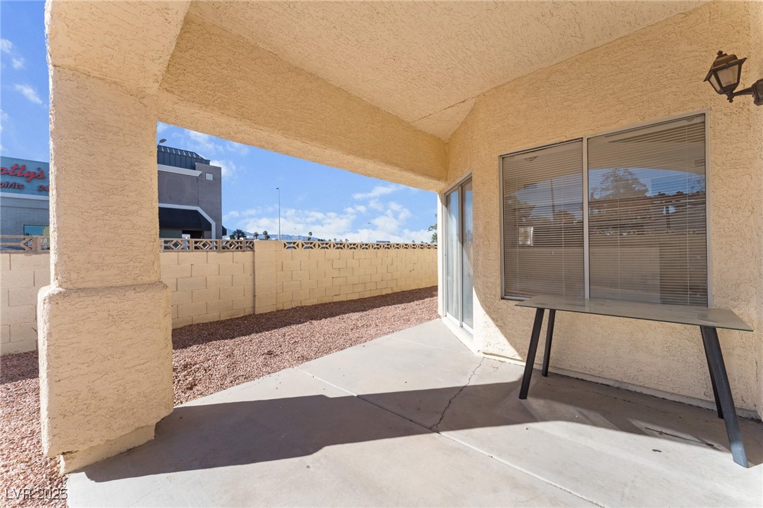 6673 Silver Penny Avenue Property Photo 32