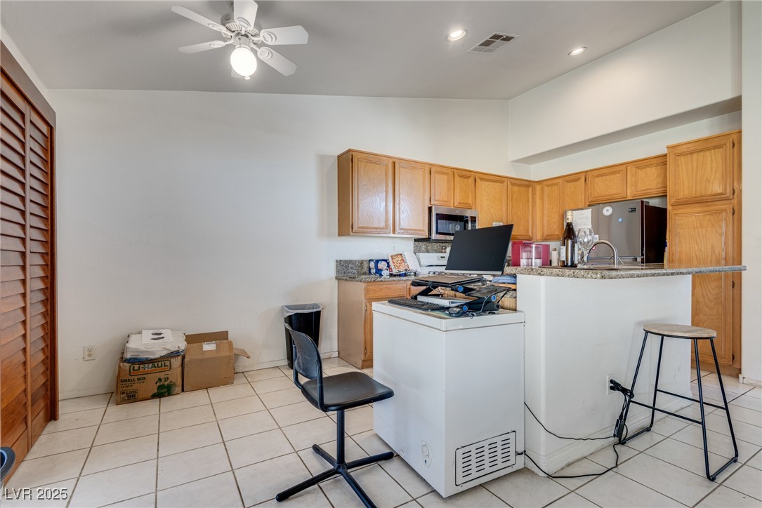 1705 Night Shadow Avenue Property Photo 14