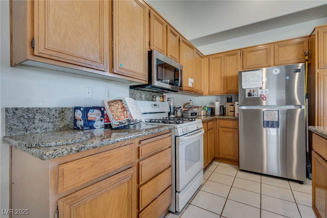 1705 Night Shadow Avenue Property Photo 16