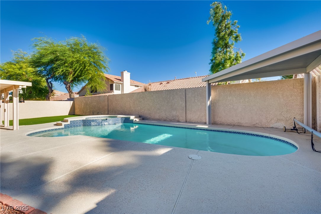 1705 Night Shadow Avenue Property Photo 39