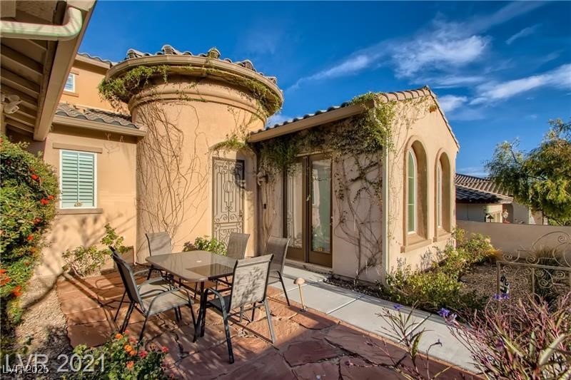 12266 Bluebird Canyon Place Property Photo 2