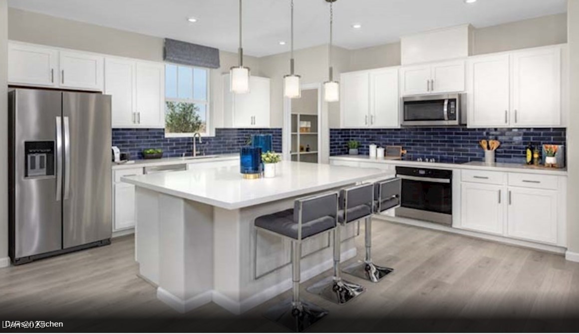 1029 Venice Avenue Property Photo 1