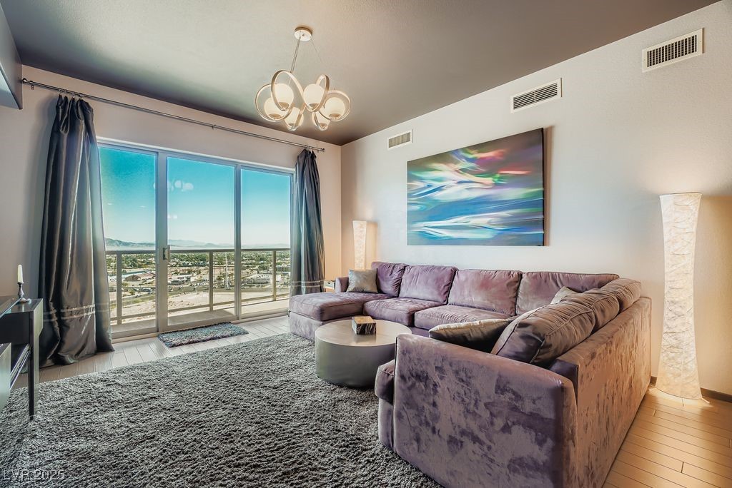 8255 Las Vegas Boulevard 1503 Property Photo 3
