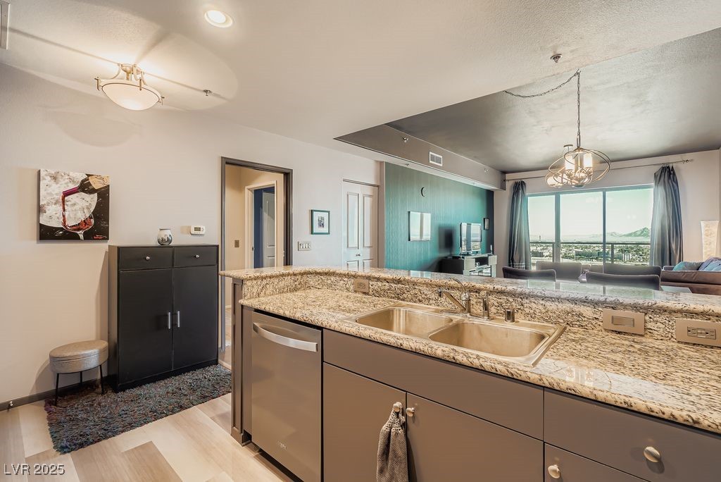 8255 Las Vegas Boulevard 1503 Property Photo 10