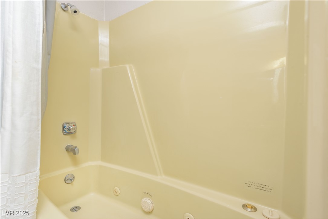 223 Hunter Ridge 2303 Property Photo 14