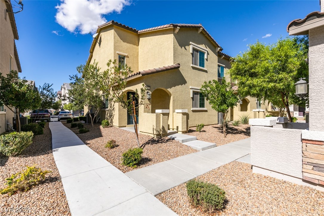 6472 Centennial Skies Court Property Photo 1
