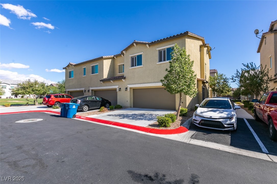 6472 Centennial Skies Court Property Photo 3