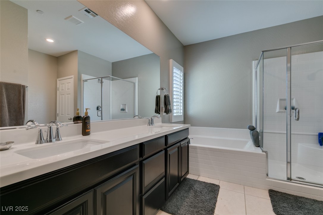 6472 Centennial Skies Court Property Photo 23