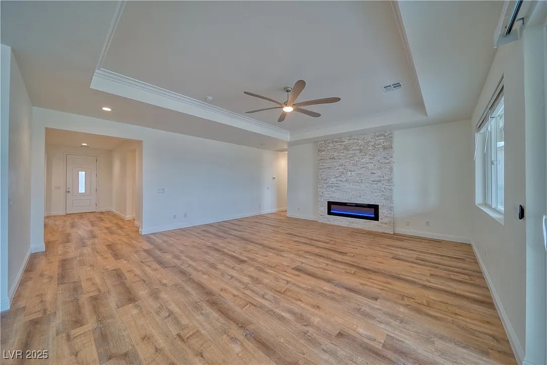 6440 Montclair Street Property Photo 10
