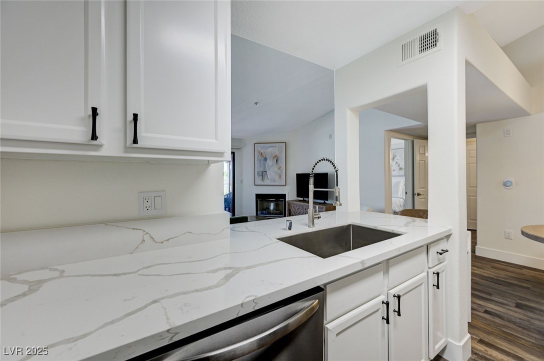2727737 Property Photo 14
