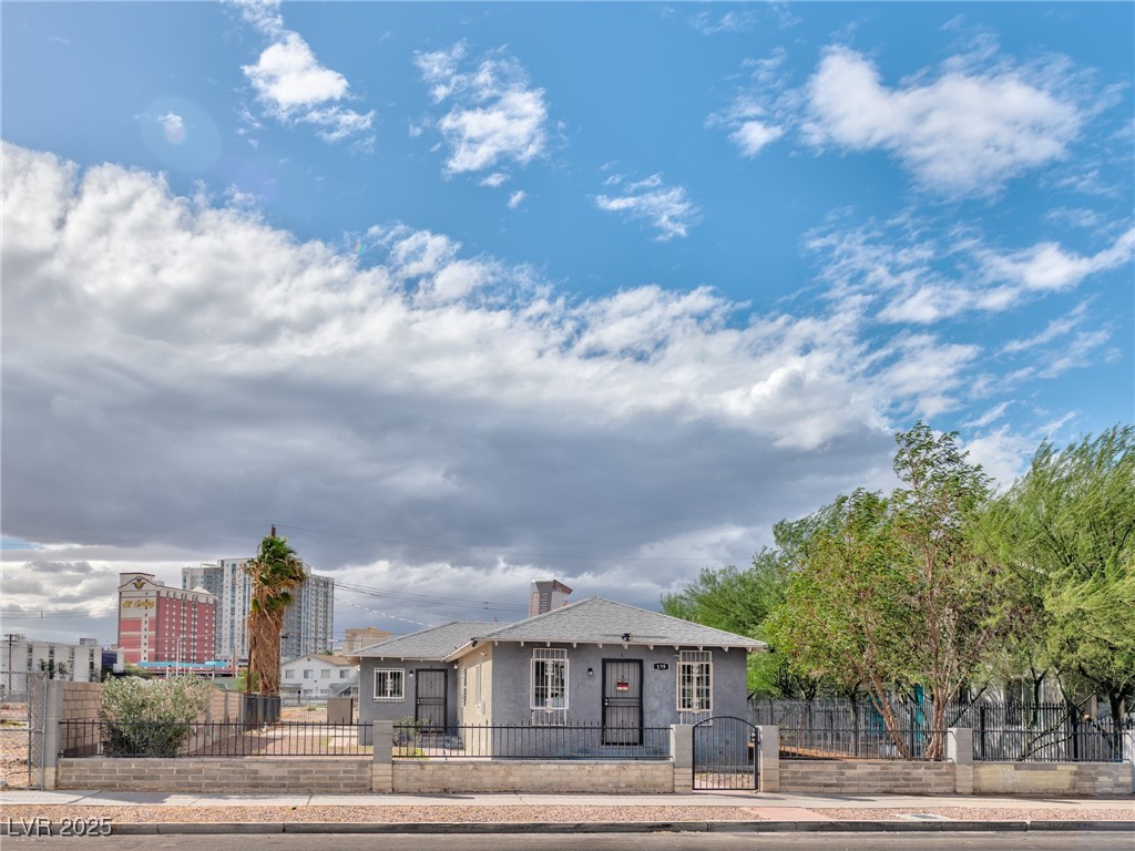 339 North 10th Street 1 Property Photo 1