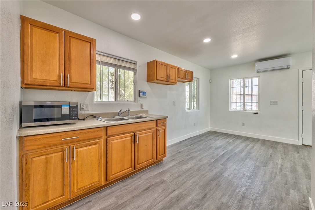 339 North 10th Street 1 Property Photo 8