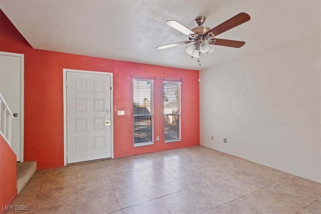 569 Sellers Place Property Photo 8