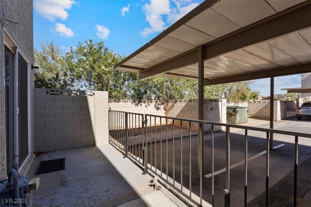 569 Sellers Place Property Photo 17