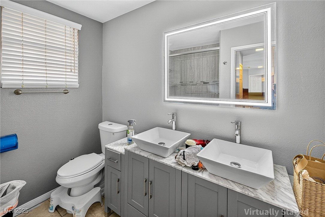 4715 Illustrious Street Property Photo 8
