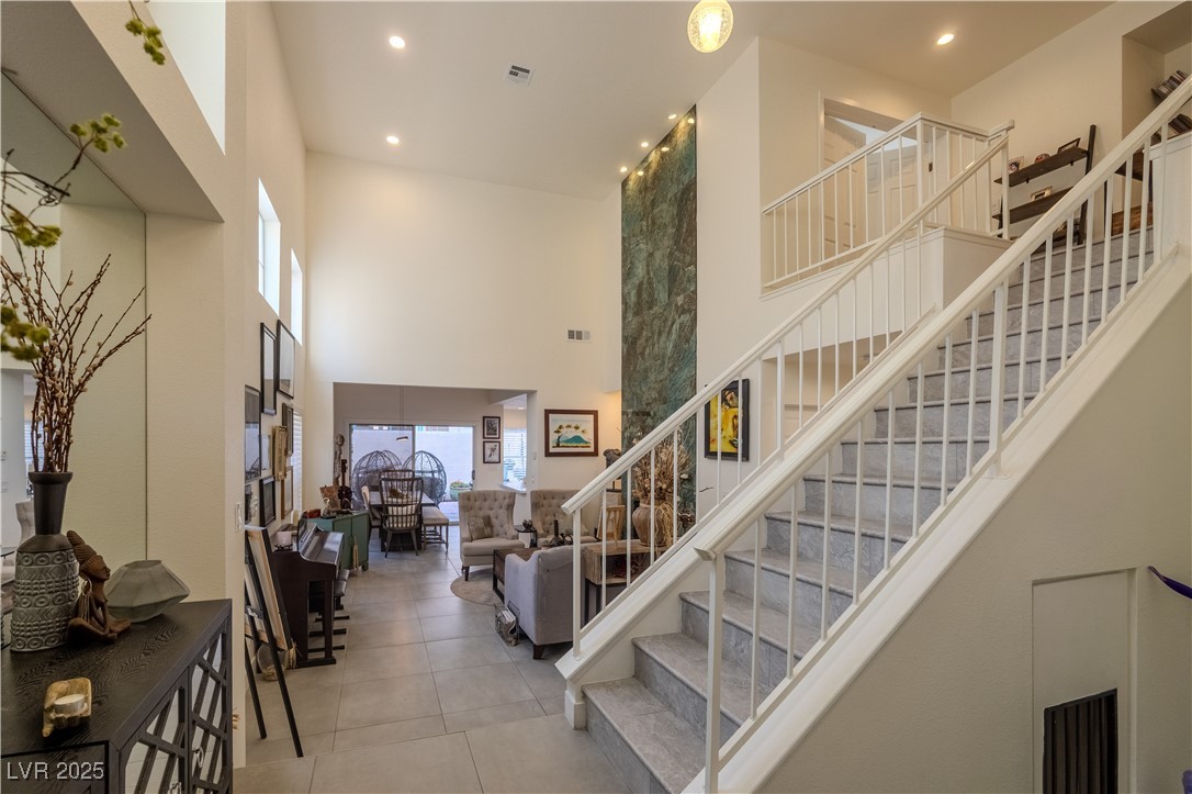 2649 Golden Sands Drive Property Photo 4