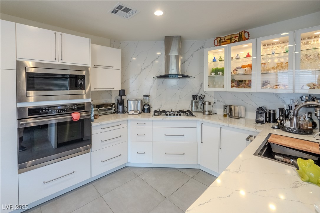 2649 Golden Sands Drive Property Photo 16