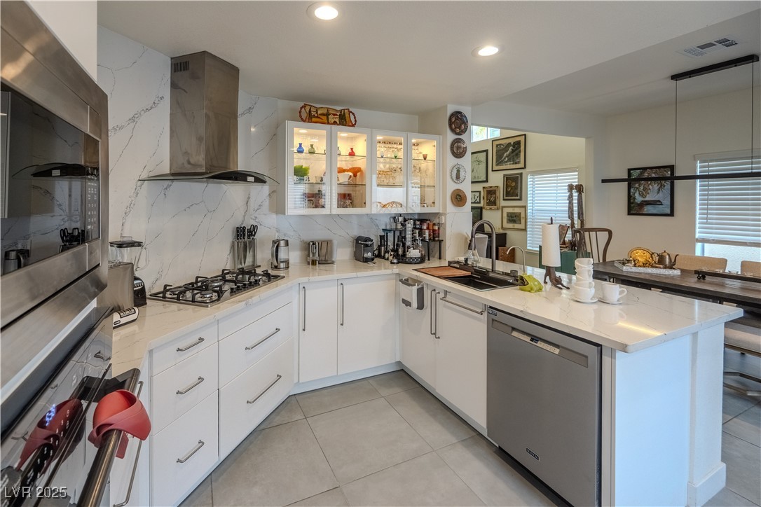 2649 Golden Sands Drive Property Photo 17