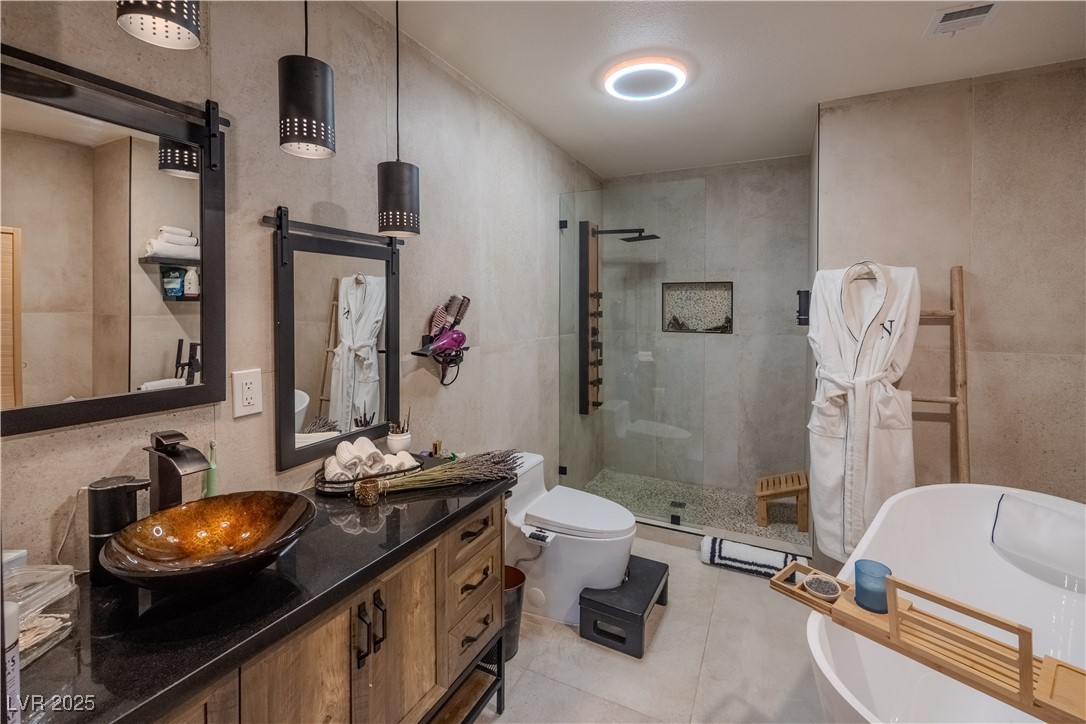 2649 Golden Sands Drive Property Photo 26